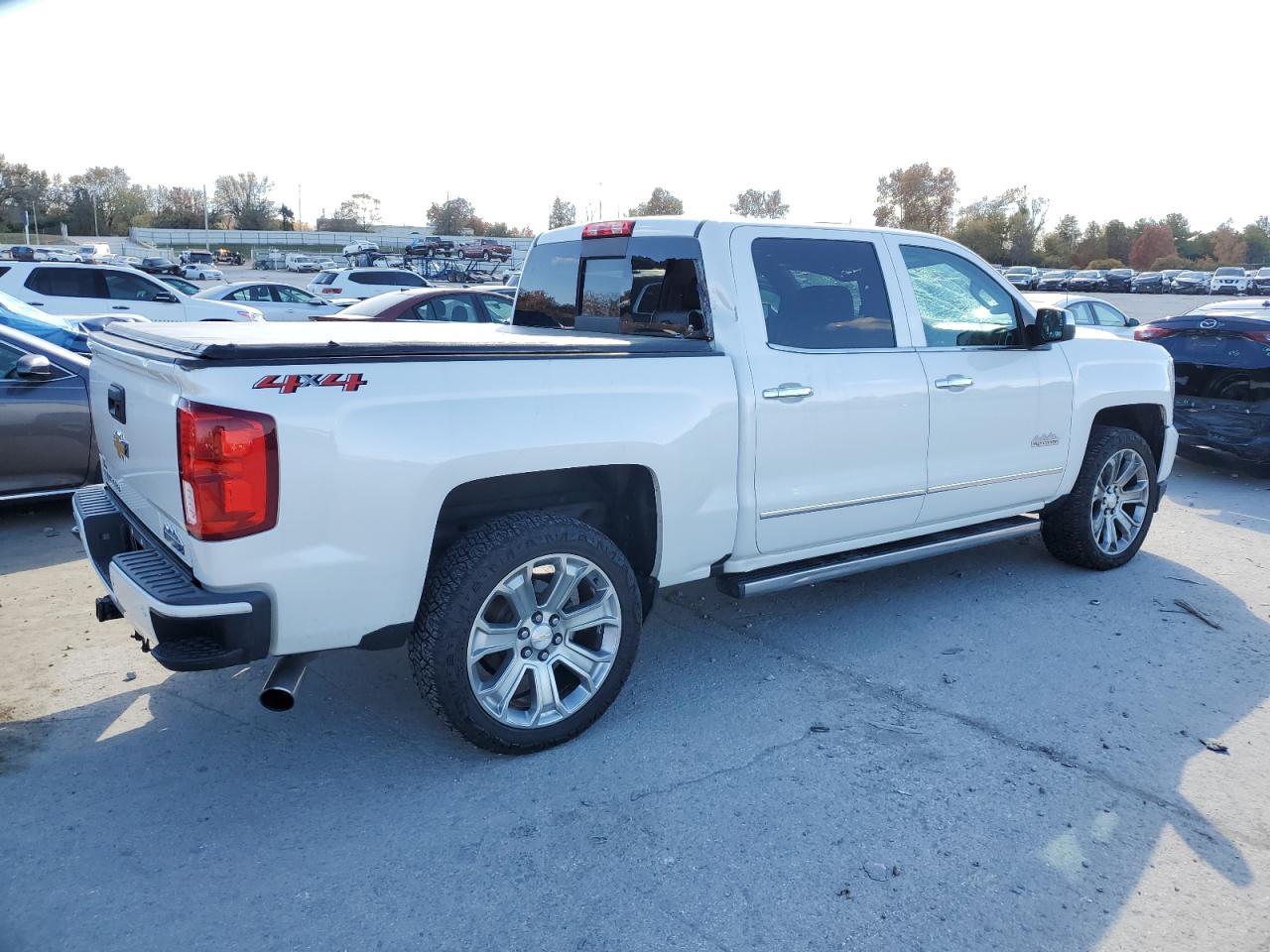 2018 CHEVROLET Silverado