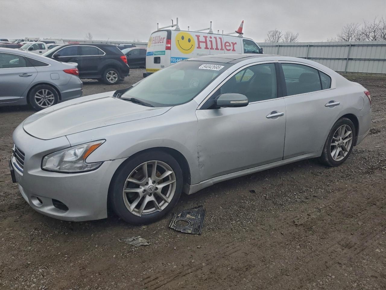 2011 NISSAN Maxima