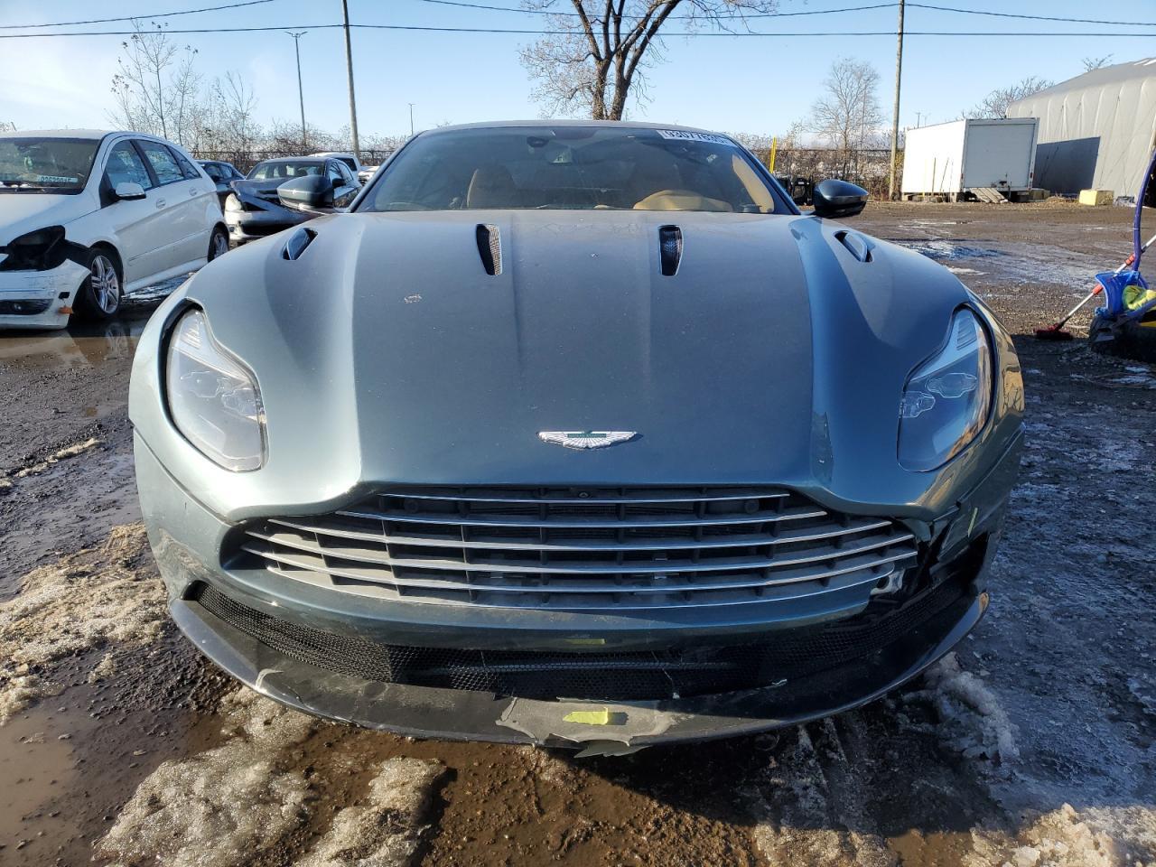 2018 Aston Martin DB11