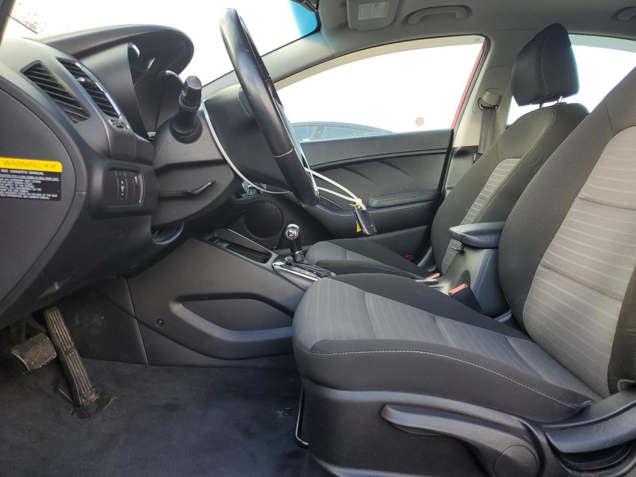 2017 KIA FORTE