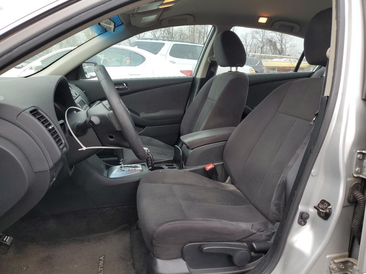 2010 NISSAN ALTIMA