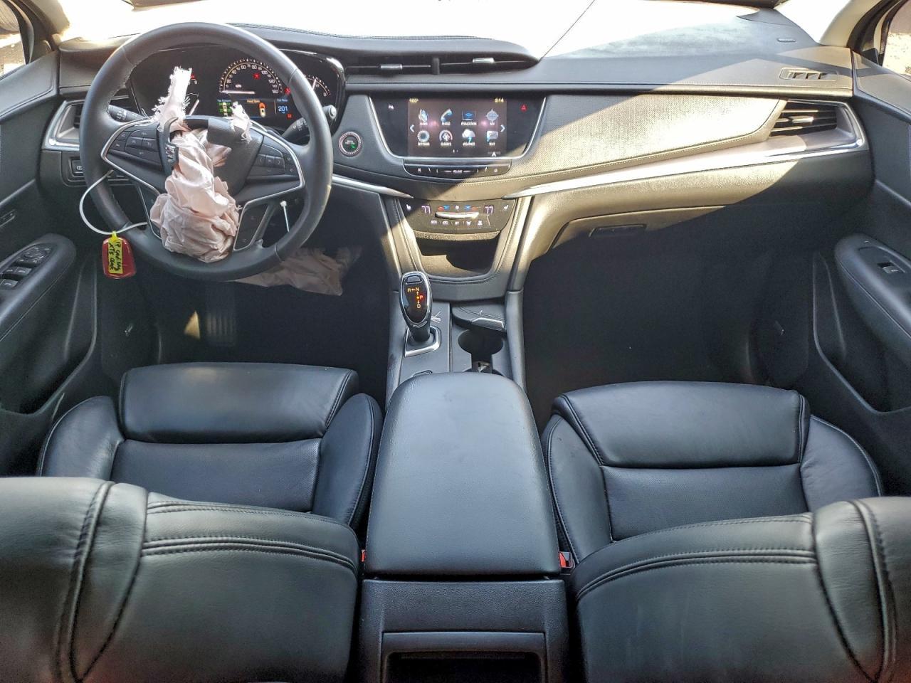 2017 CADILLAC XT5