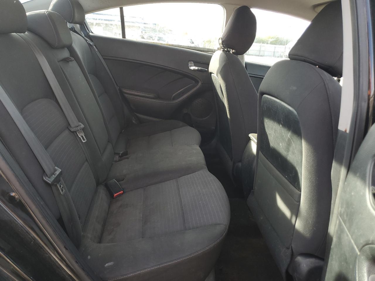 2016 KIA FORTE
