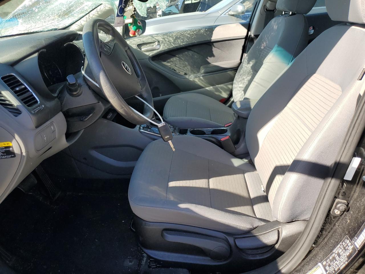 2017 KIA FORTE