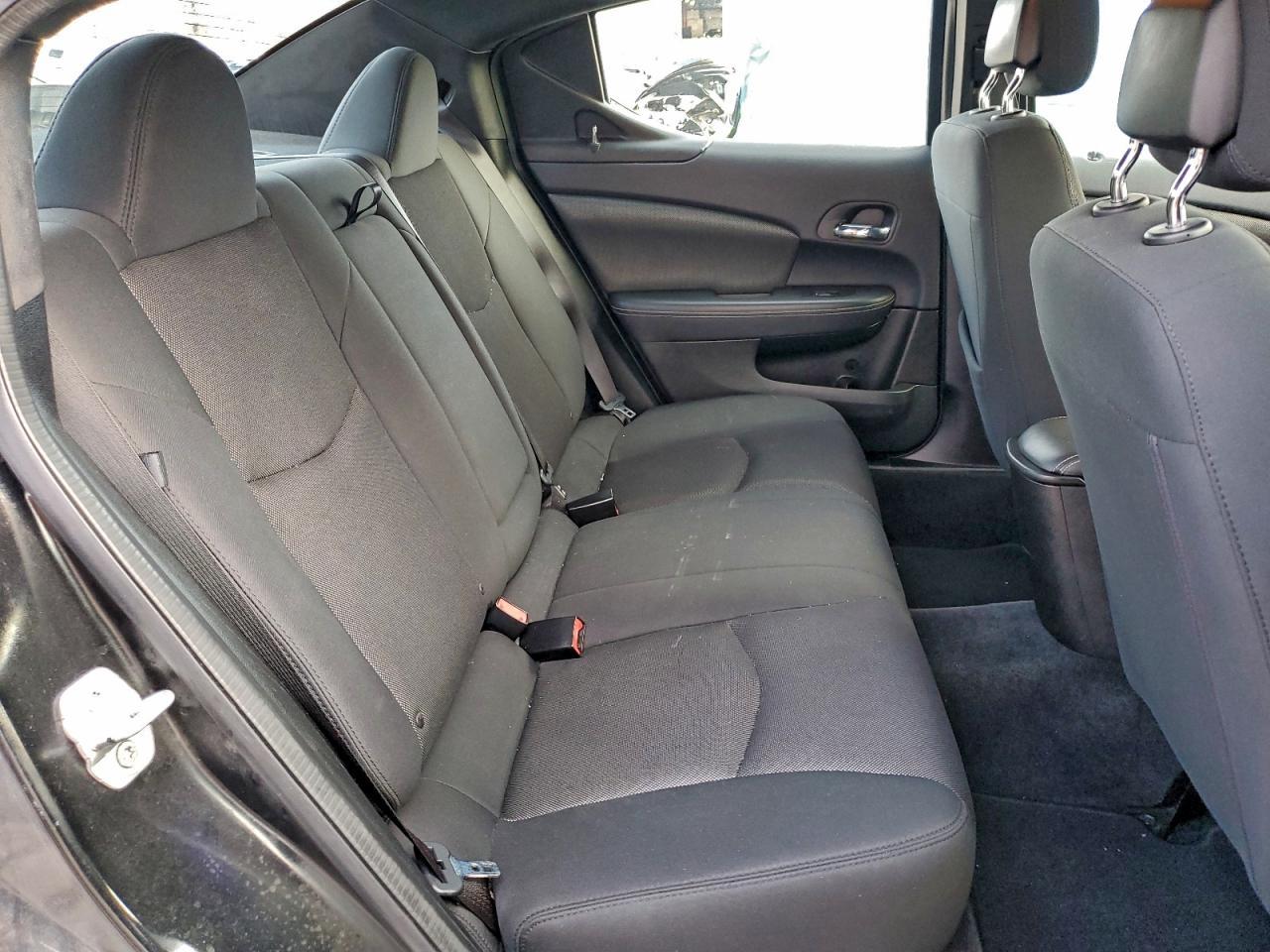 2013 DODGE Avenger