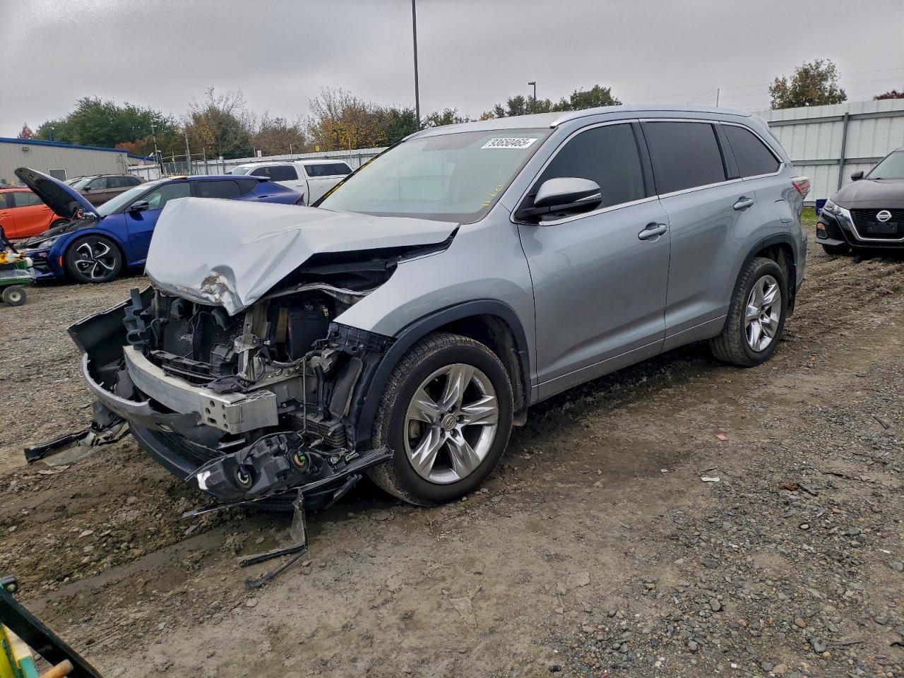 2015 TOYOTA HIGHLANDER