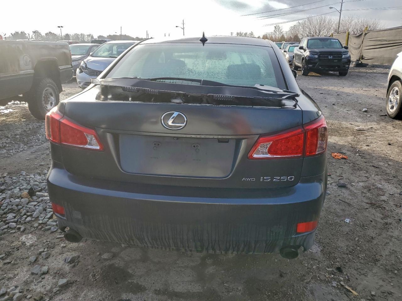 2011 LEXUS IS 250