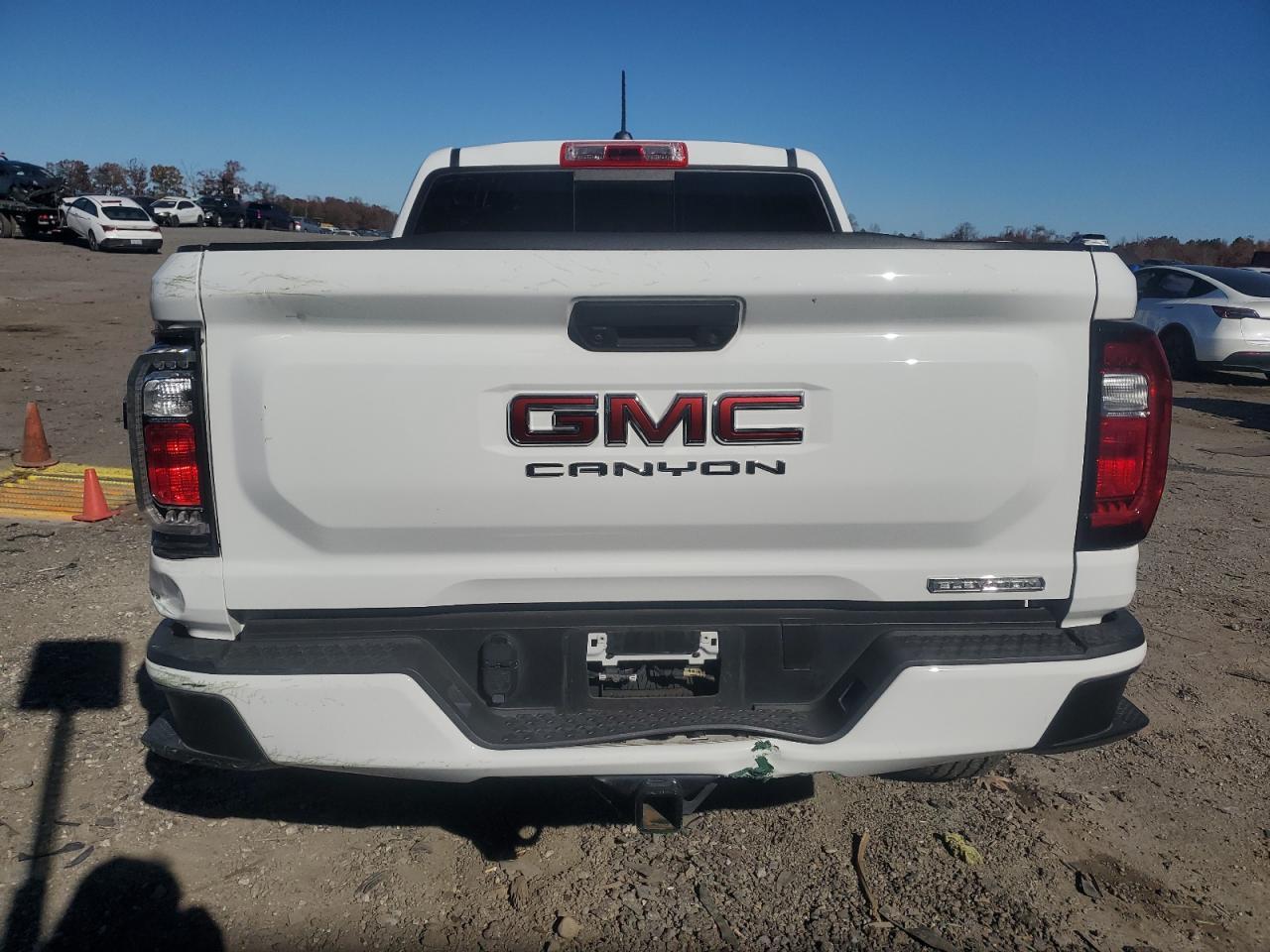 2023 GMC CANYON