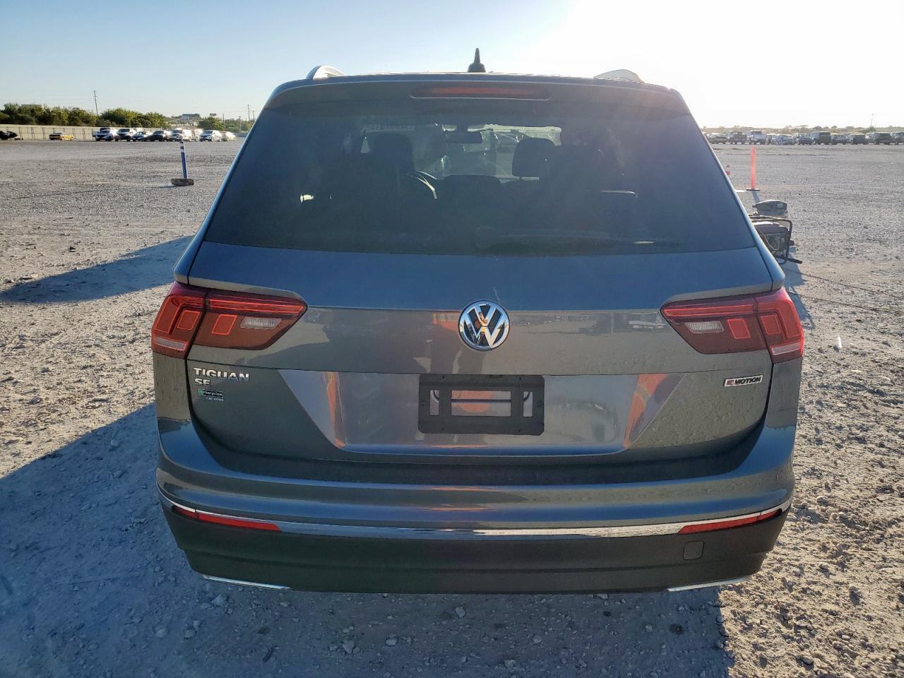 2021 VOLKSWAGEN TIGUAN