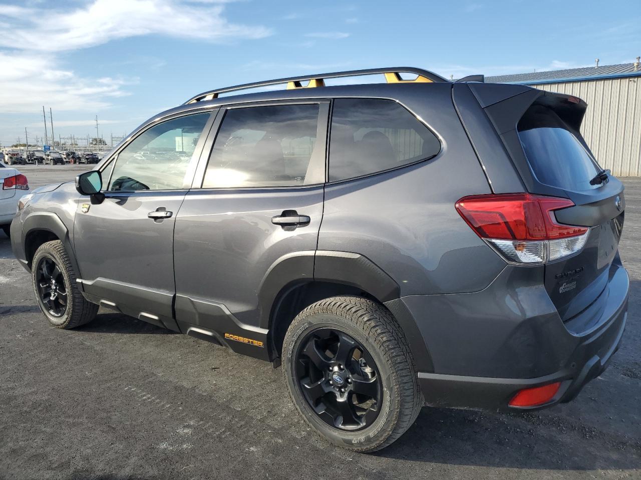 2024 SUBARU FORESTER