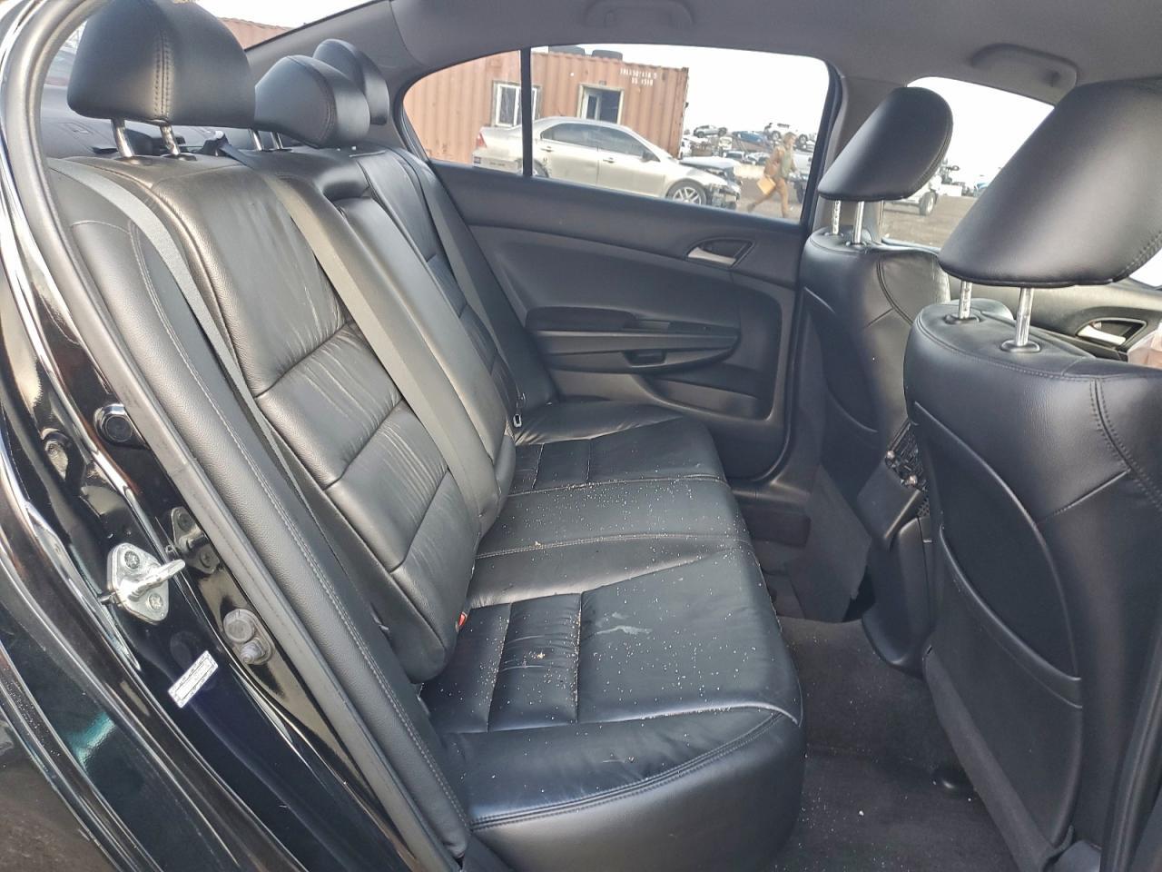2011 HONDA ACCORD