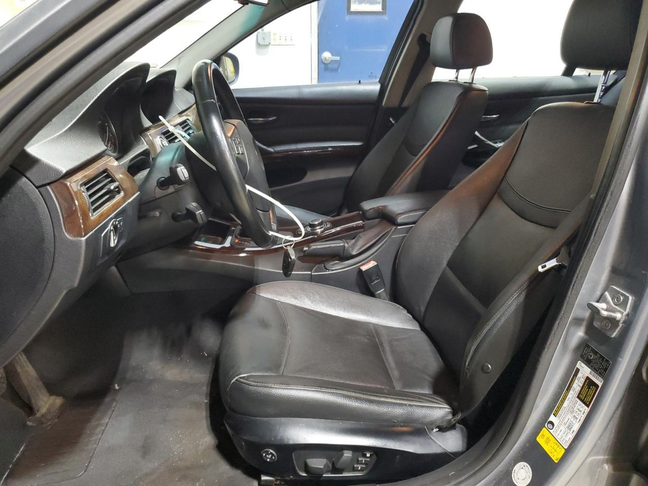 2011 BMW 3 SERIES