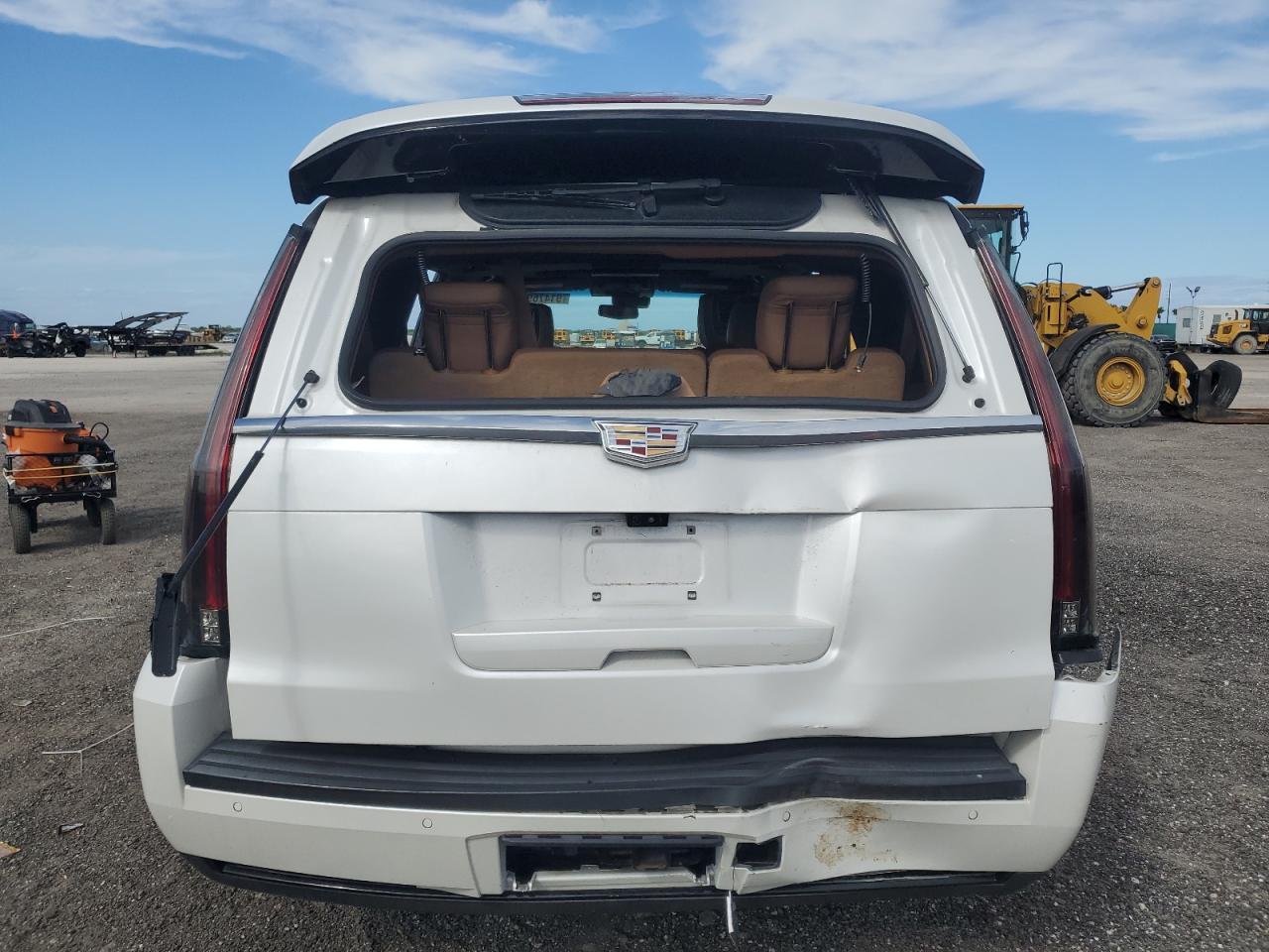2017 CADILLAC ESCALADE