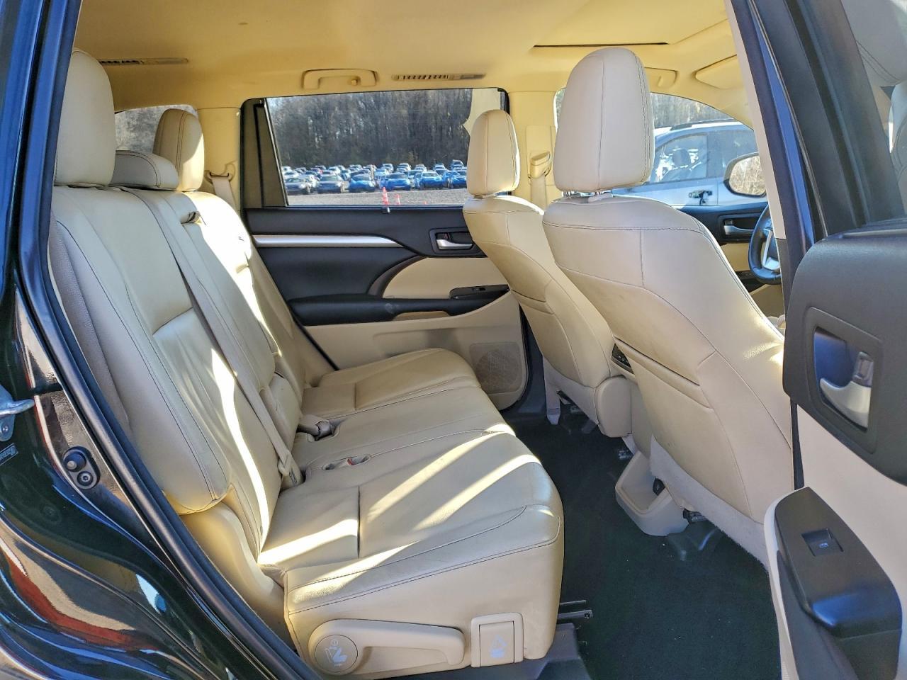 2014 TOYOTA HIGHLANDER