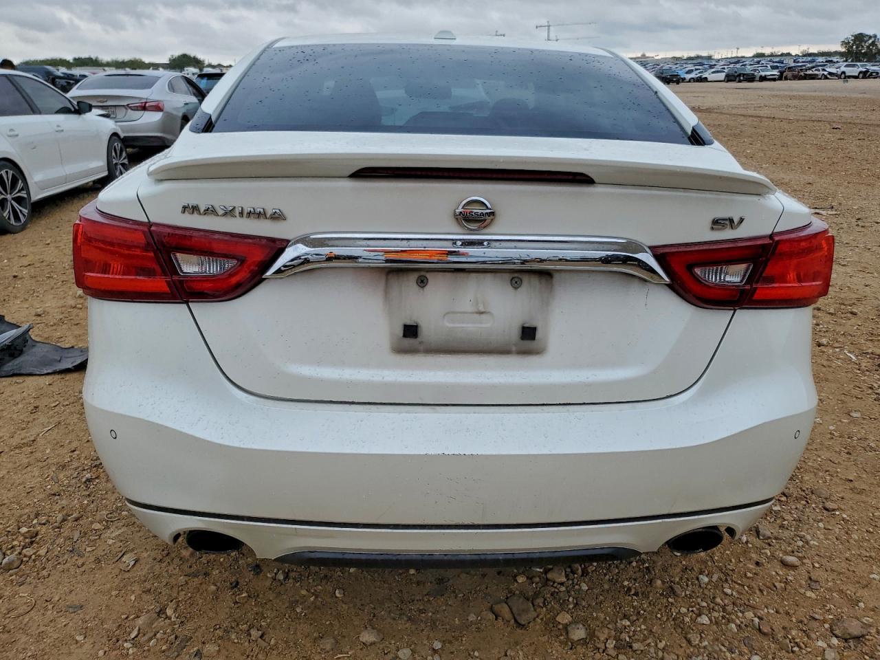 2016 NISSAN Maxima