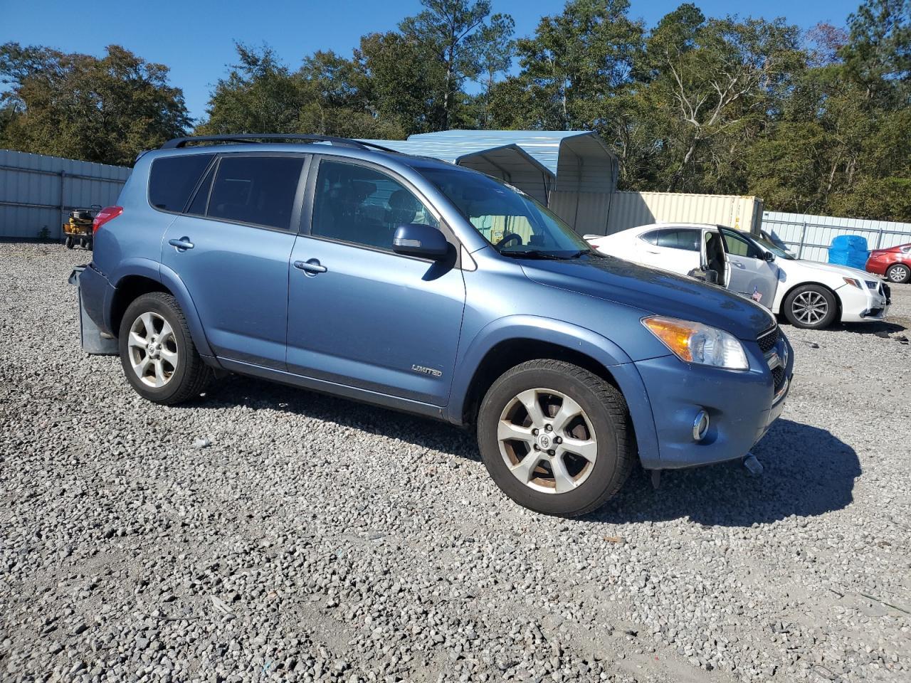 2011 TOYOTA RAV4