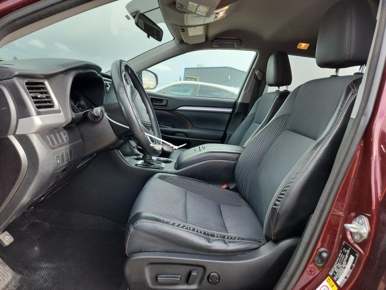 2015 TOYOTA HIGHLANDER