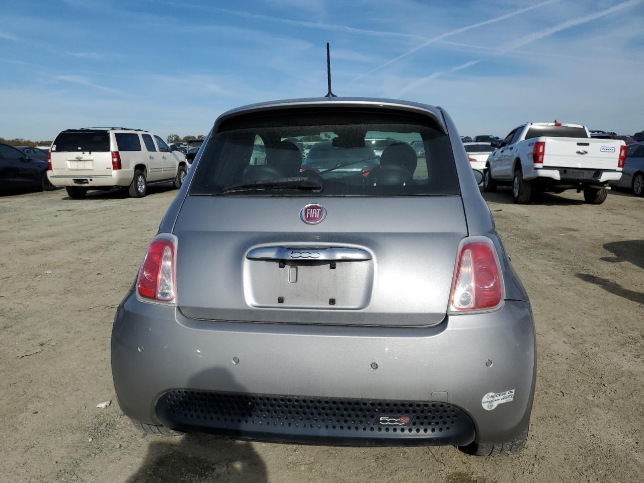2015 FIAT 500