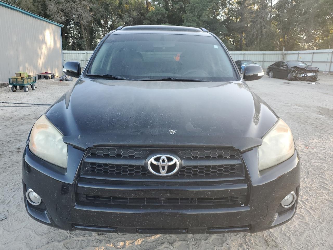 2011 TOYOTA RAV4