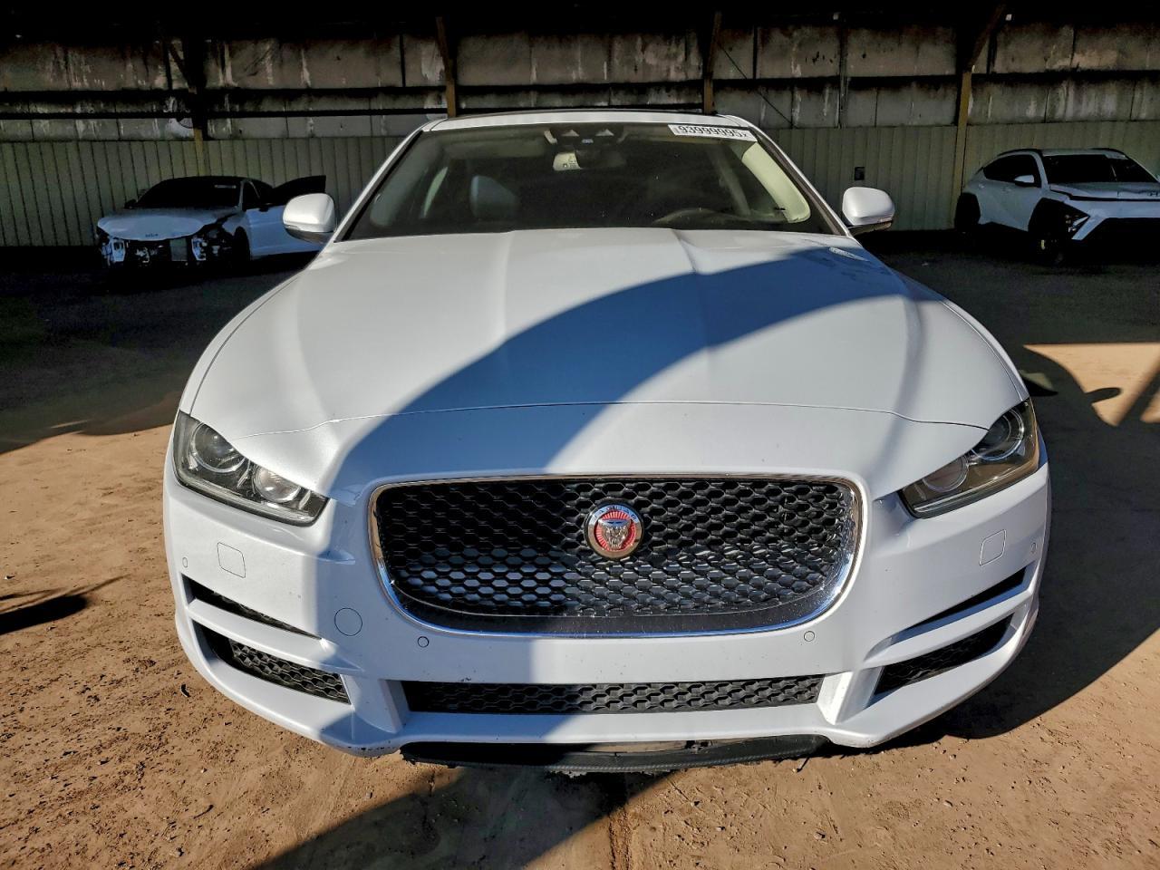 2017 JAGUAR XE
