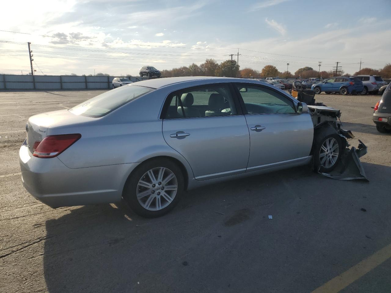 2007 TOYOTA Avalon