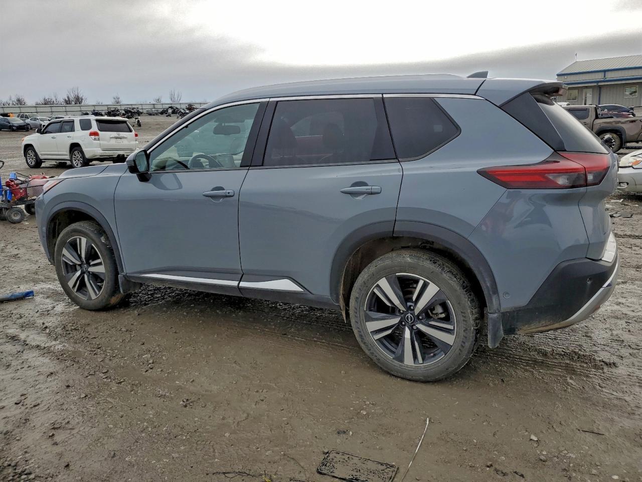 2022 NISSAN ROGUE