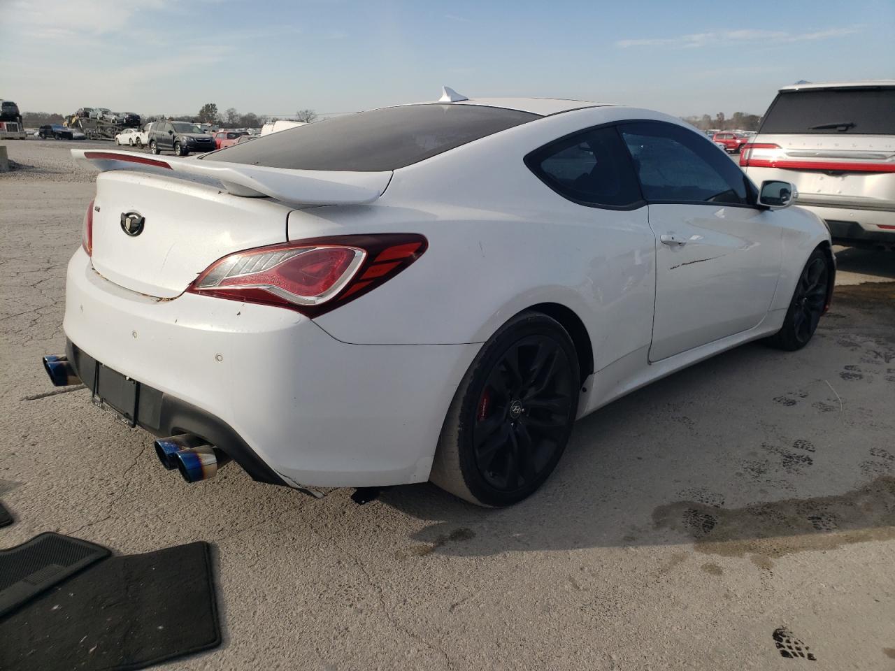 2015 HYUNDAI GENESIS