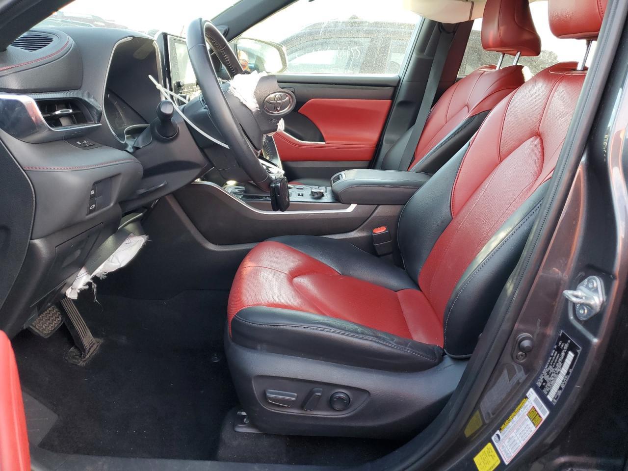 2021 TOYOTA HIGHLANDER