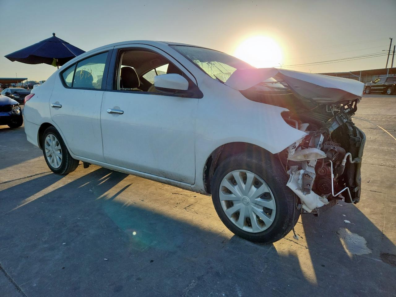 2019 NISSAN VERSA
