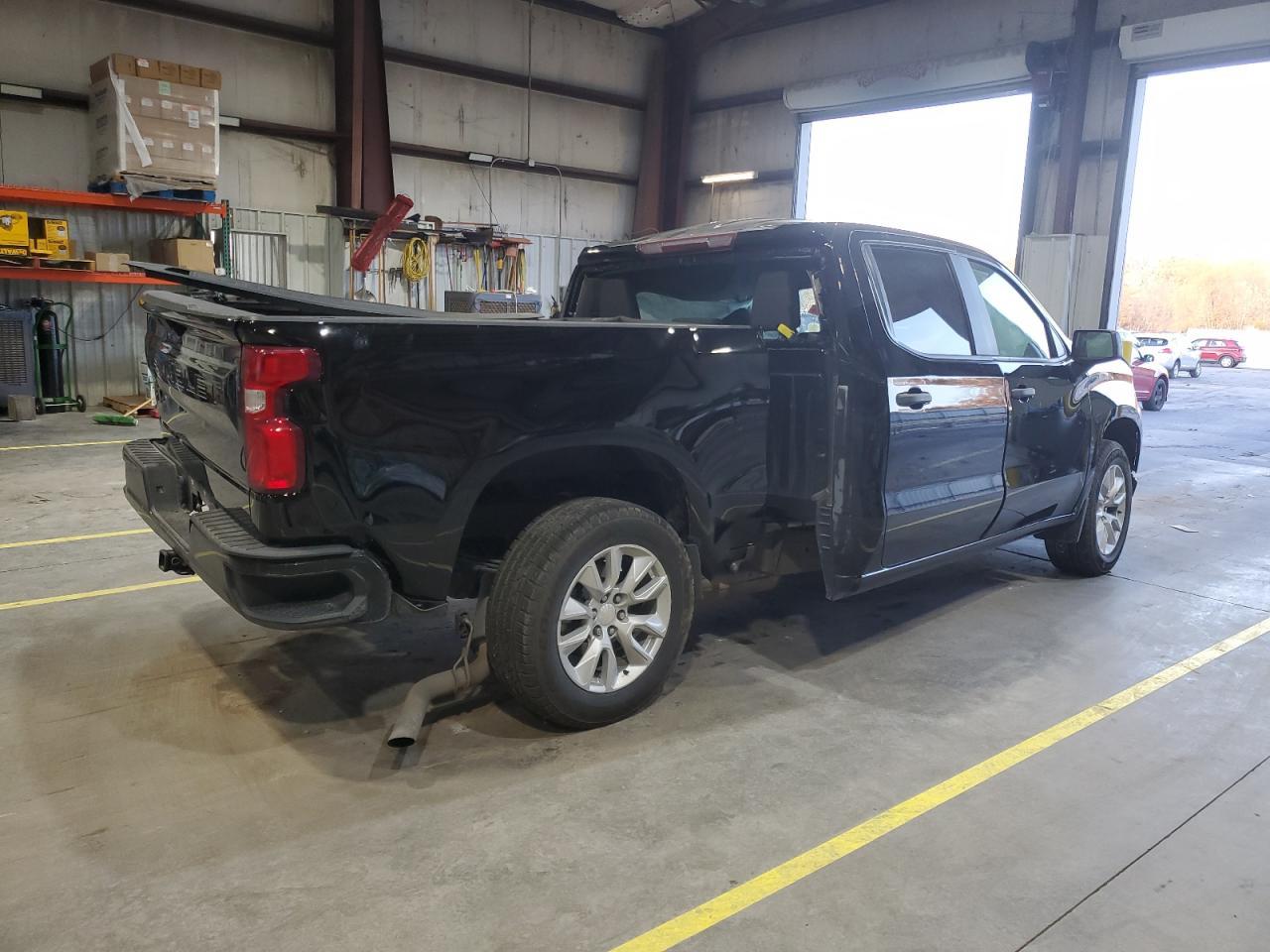 2021 CHEVROLET Silverado