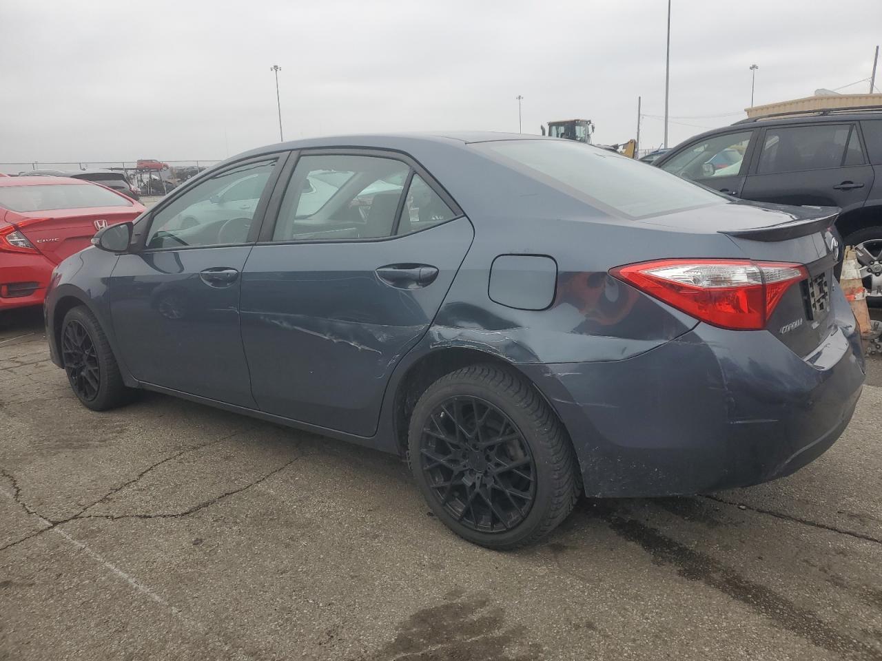 2015 TOYOTA COROLLA