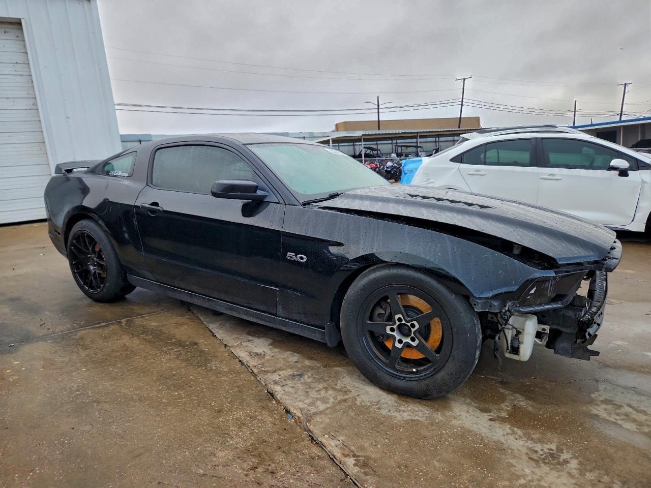 2013 FORD MUSTANG