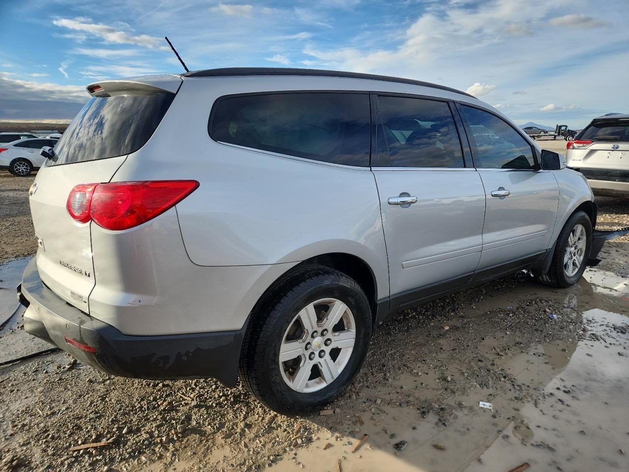 2011 CHEVROLET TRAVERSE