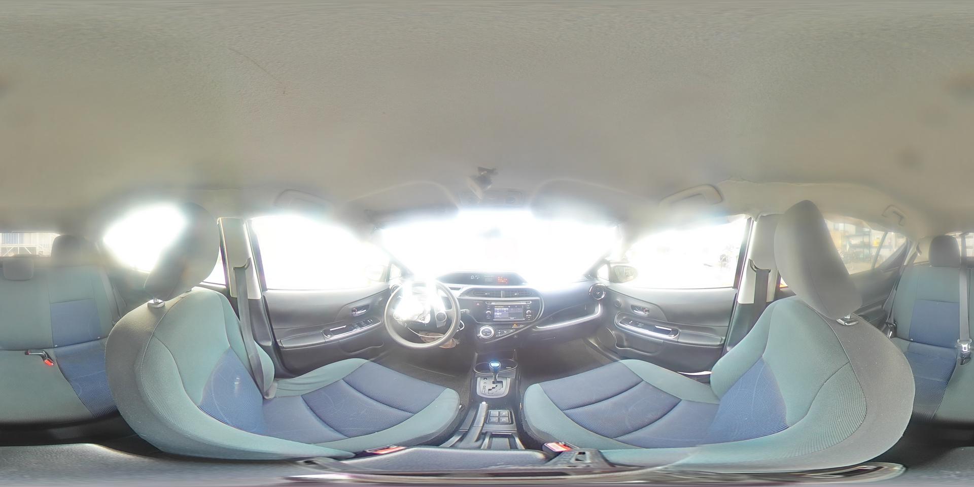 2015 TOYOTA Prius c