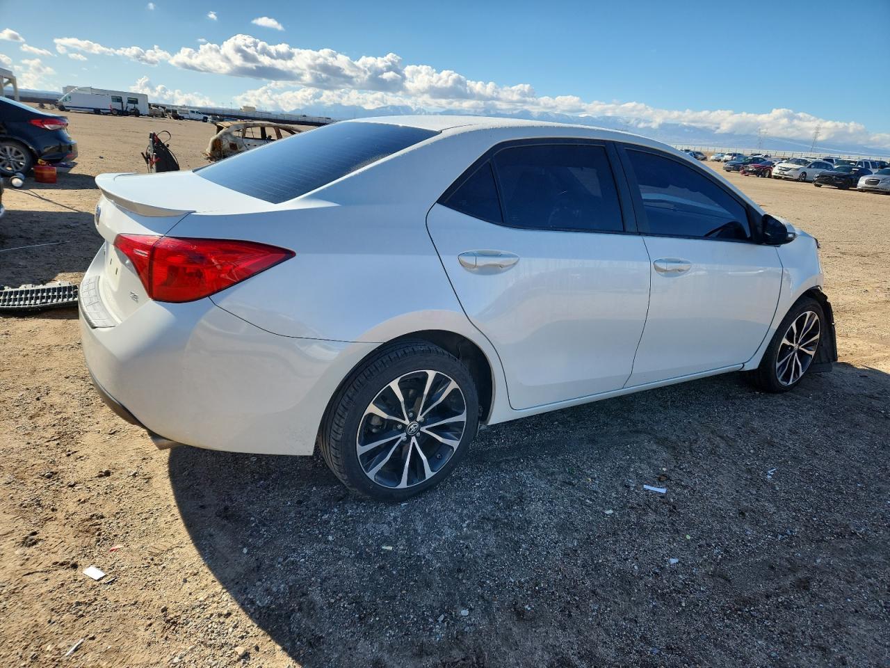 2018 TOYOTA COROLLA