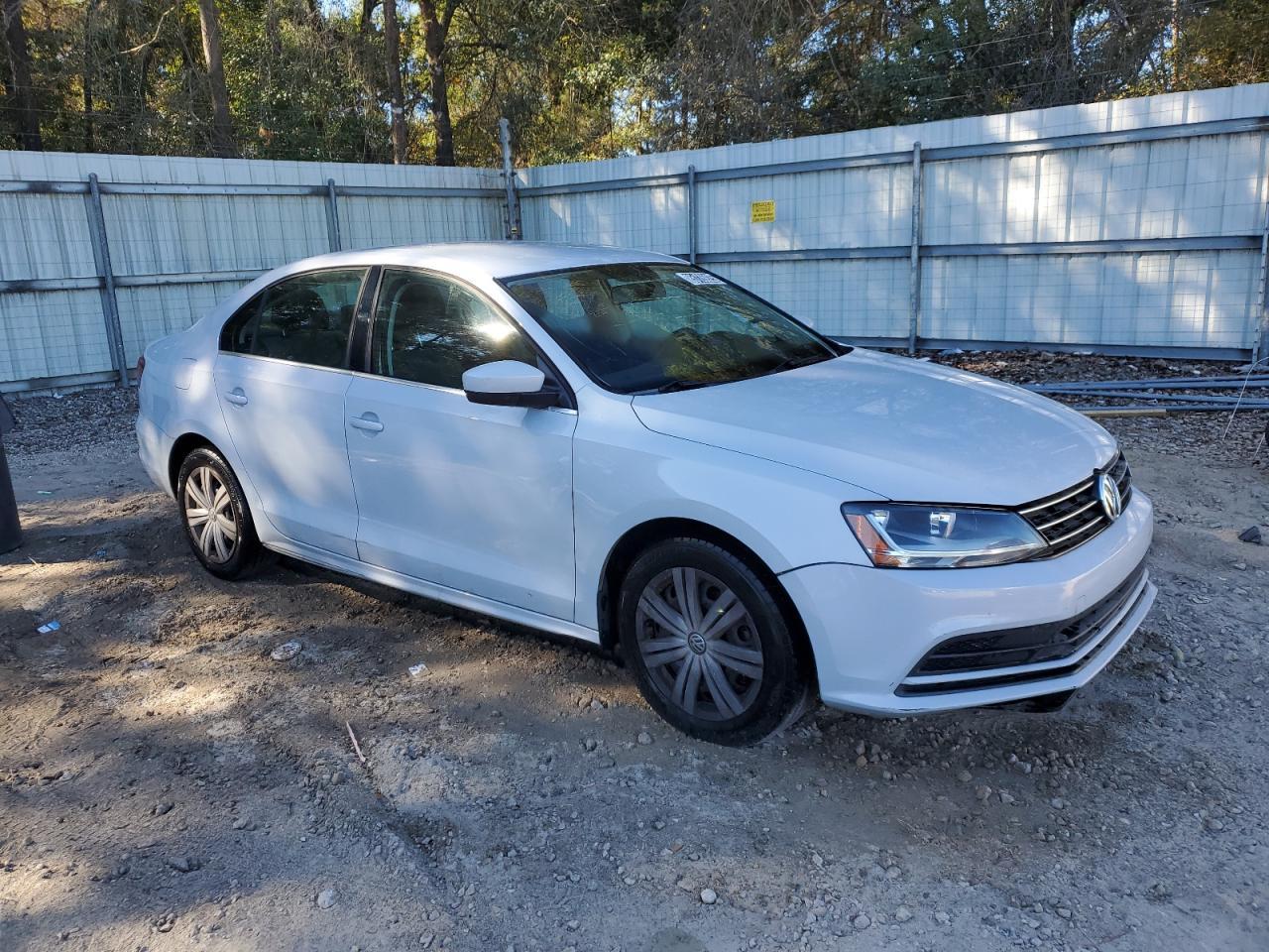 2017 VOLKSWAGEN JETTA