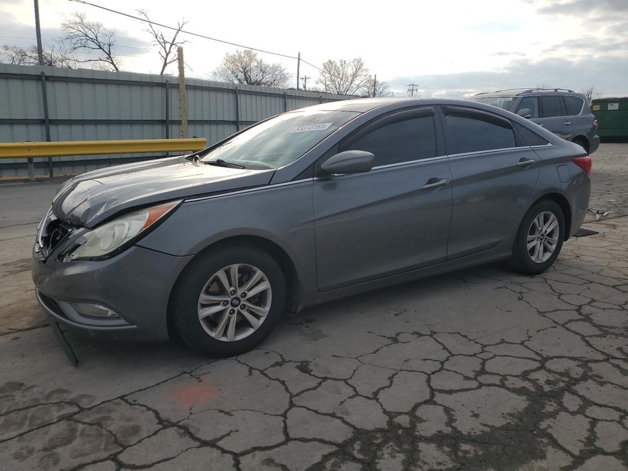 2013 HYUNDAI SONATA