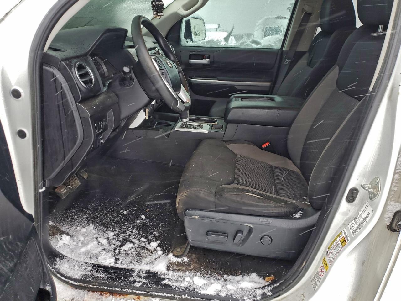 2016 TOYOTA TUNDRA