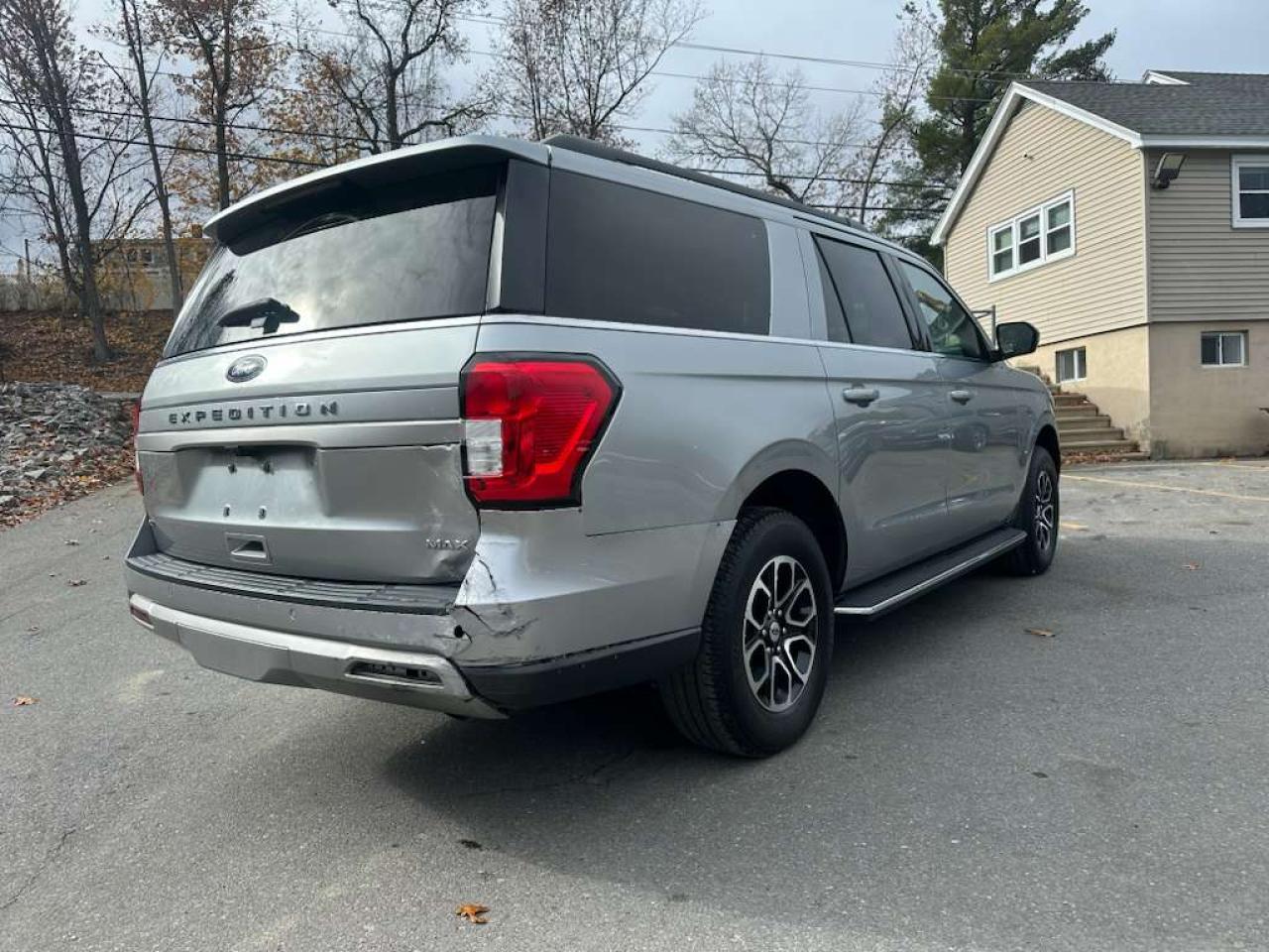 2023 FORD Expedition