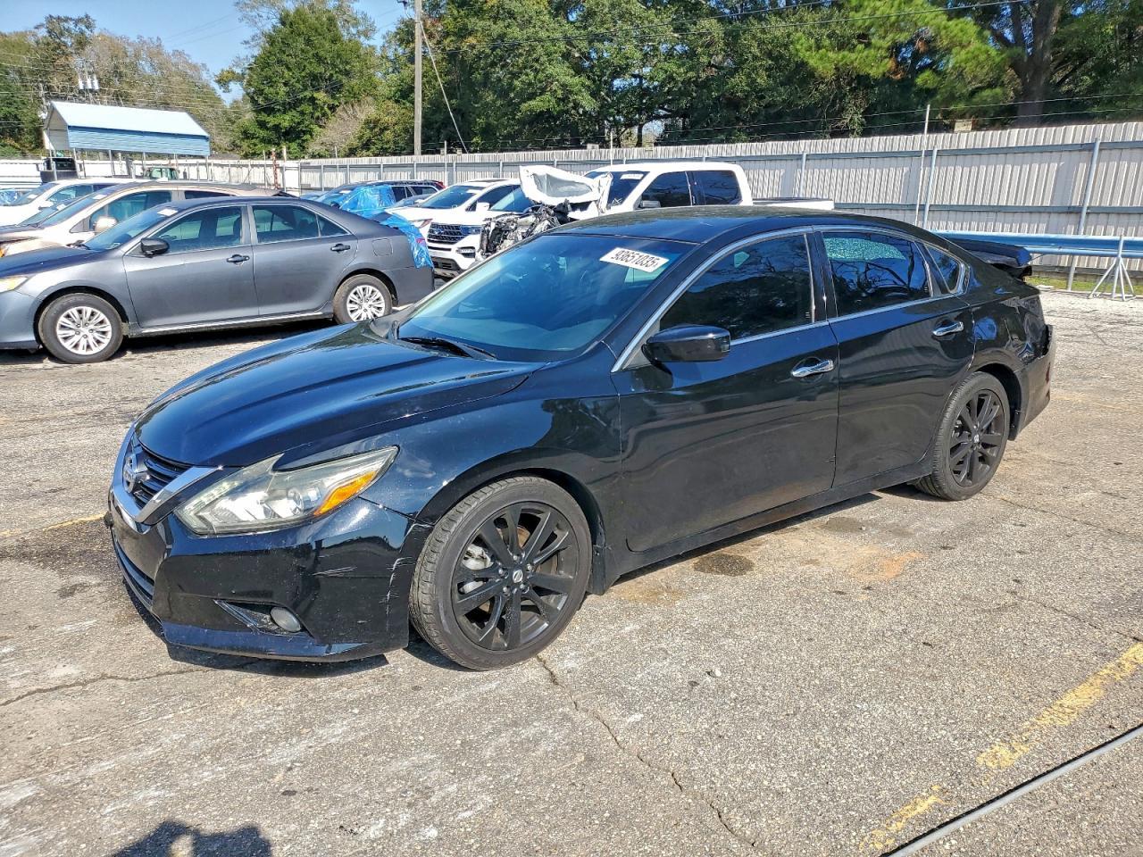 2017 NISSAN ALTIMA