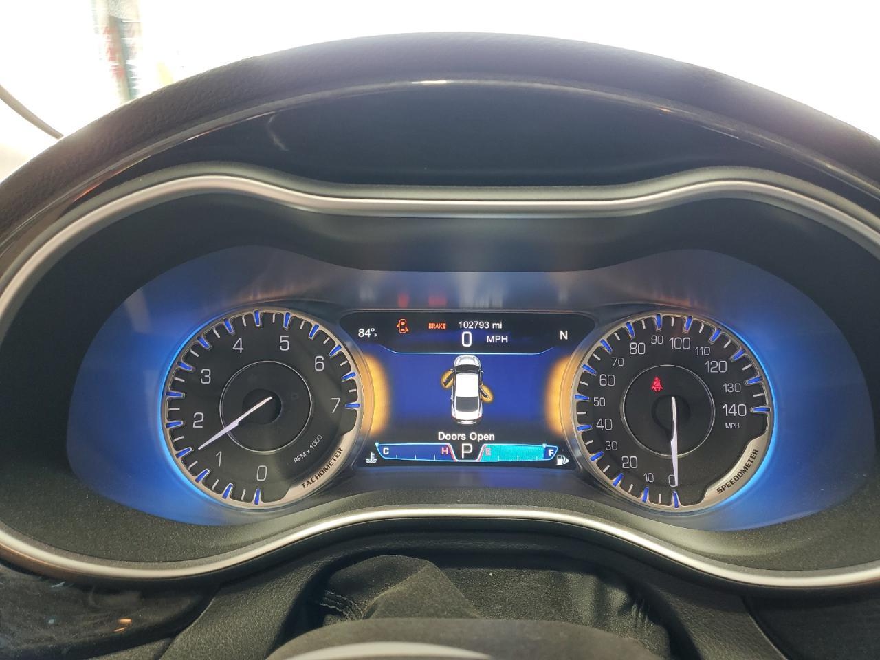 2015 CHRYSLER 200