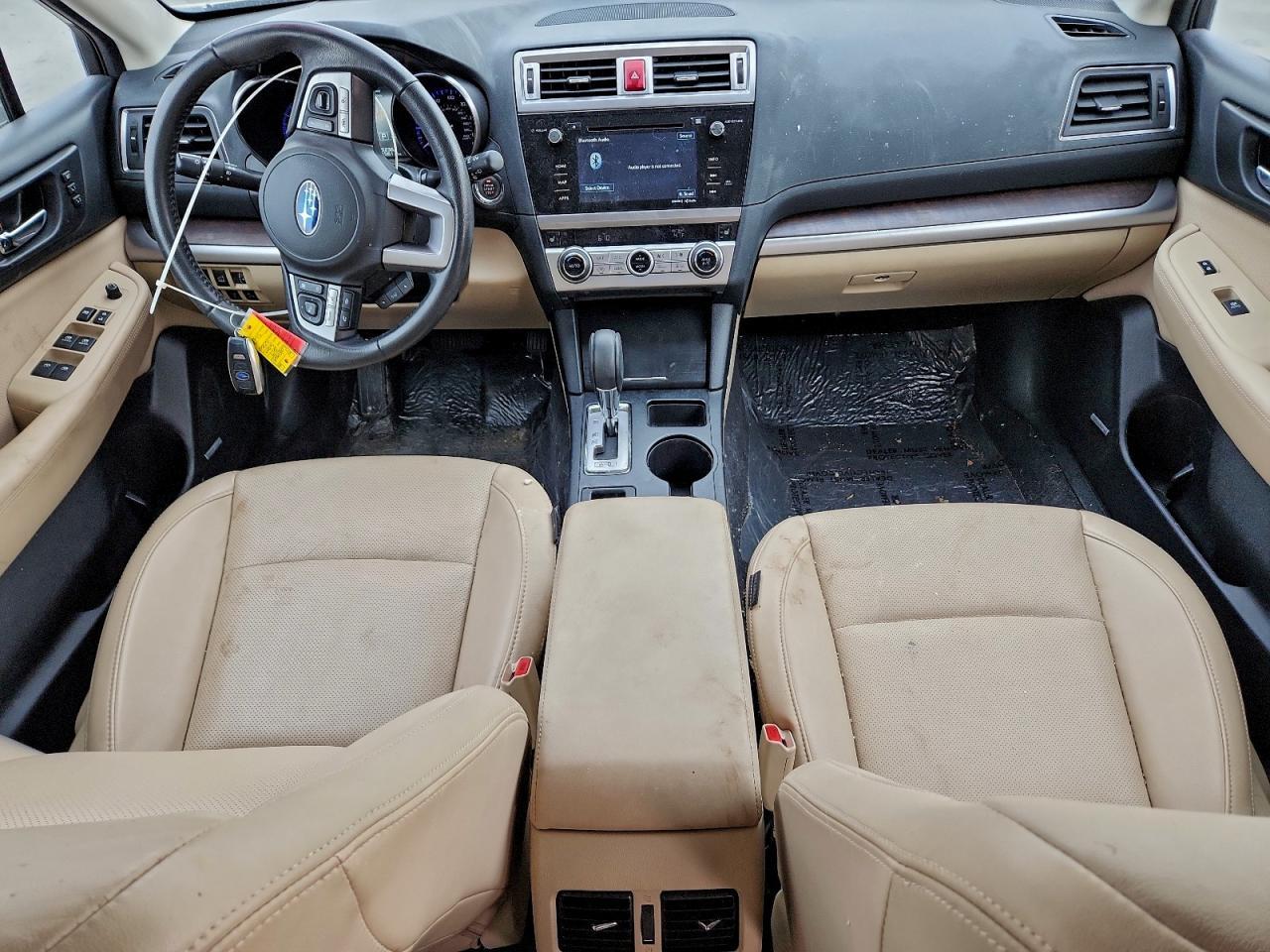 2017 SUBARU Outback