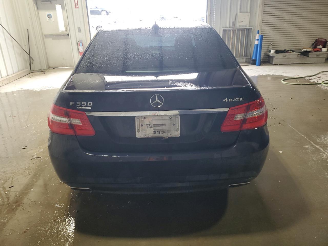 2011 MERCEDES-BENZ E-Class