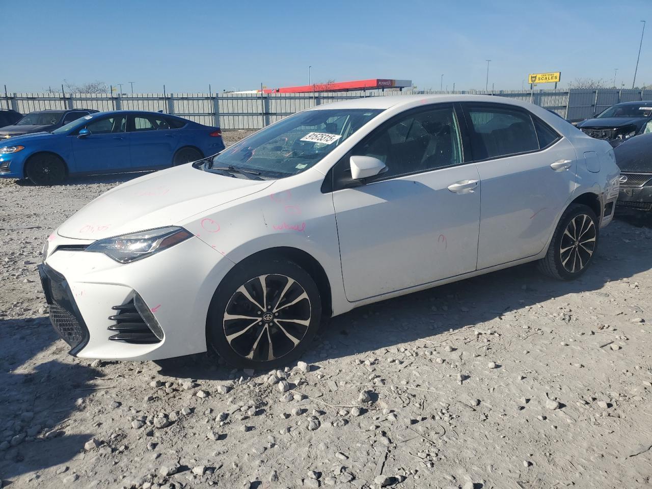 2017 TOYOTA COROLLA