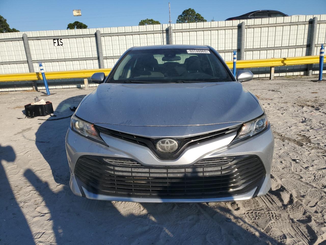 2018 TOYOTA CAMRY