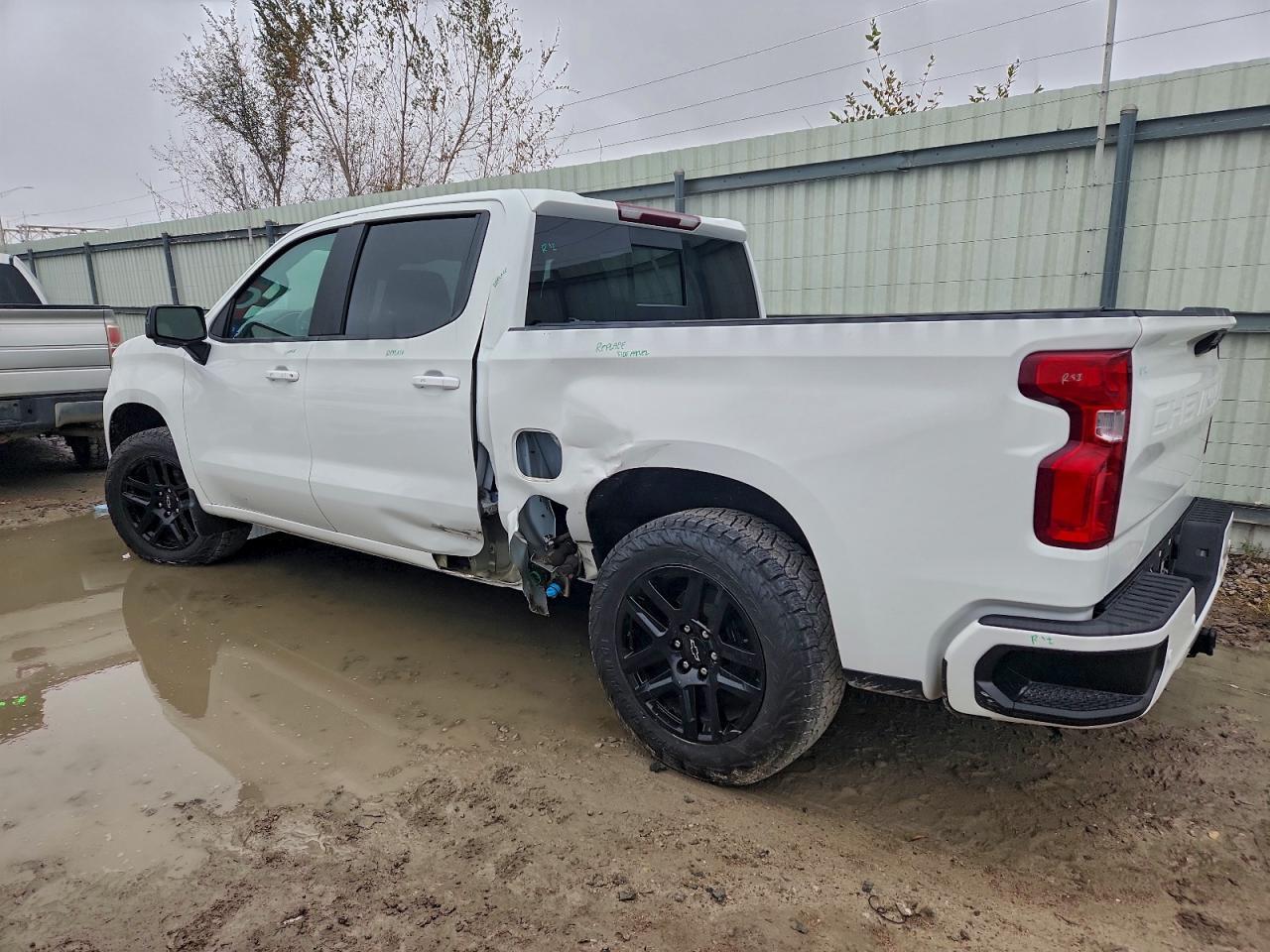 2024 CHEVROLET Silverado