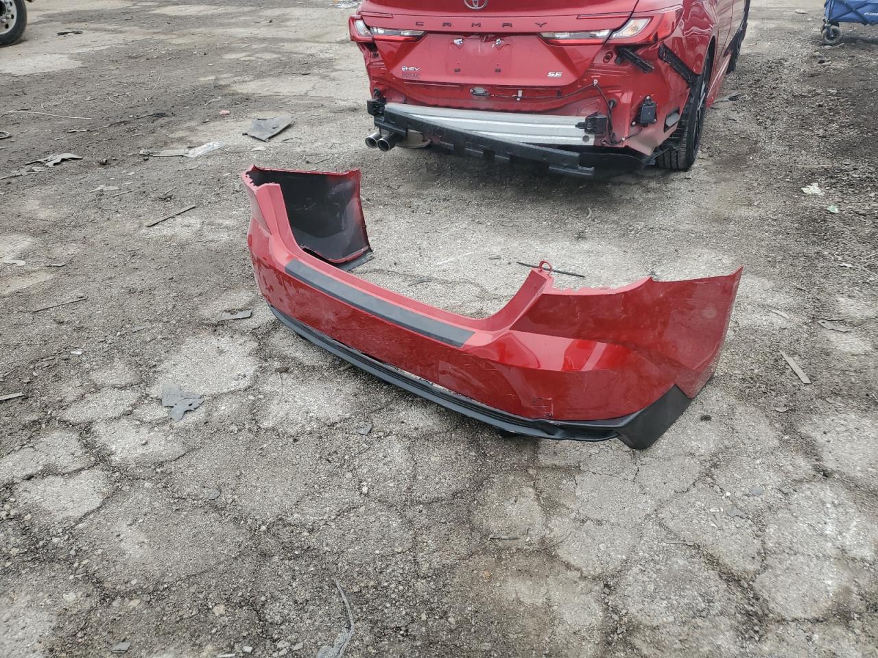 2025 TOYOTA CAMRY