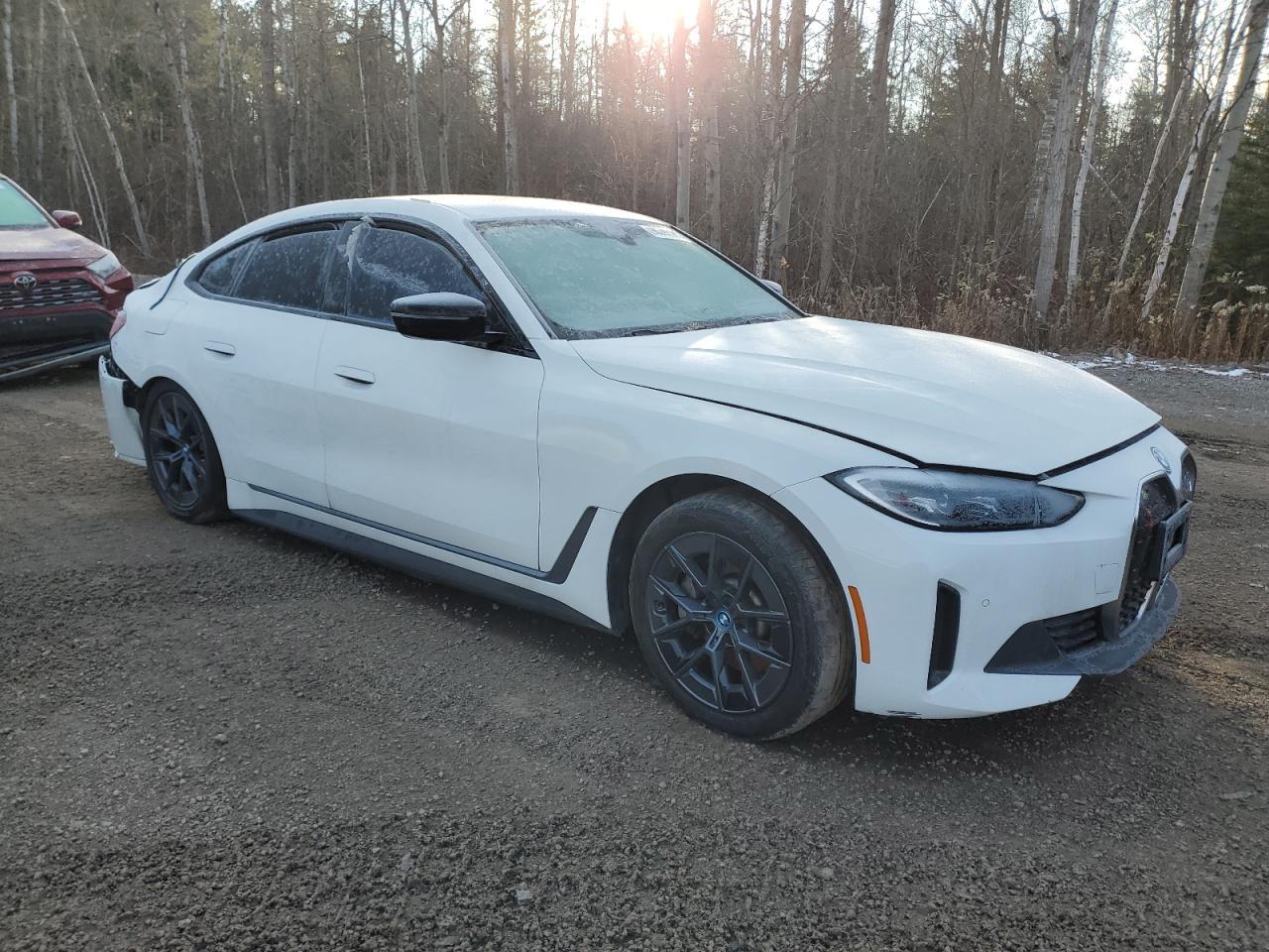 2024 BMW i4