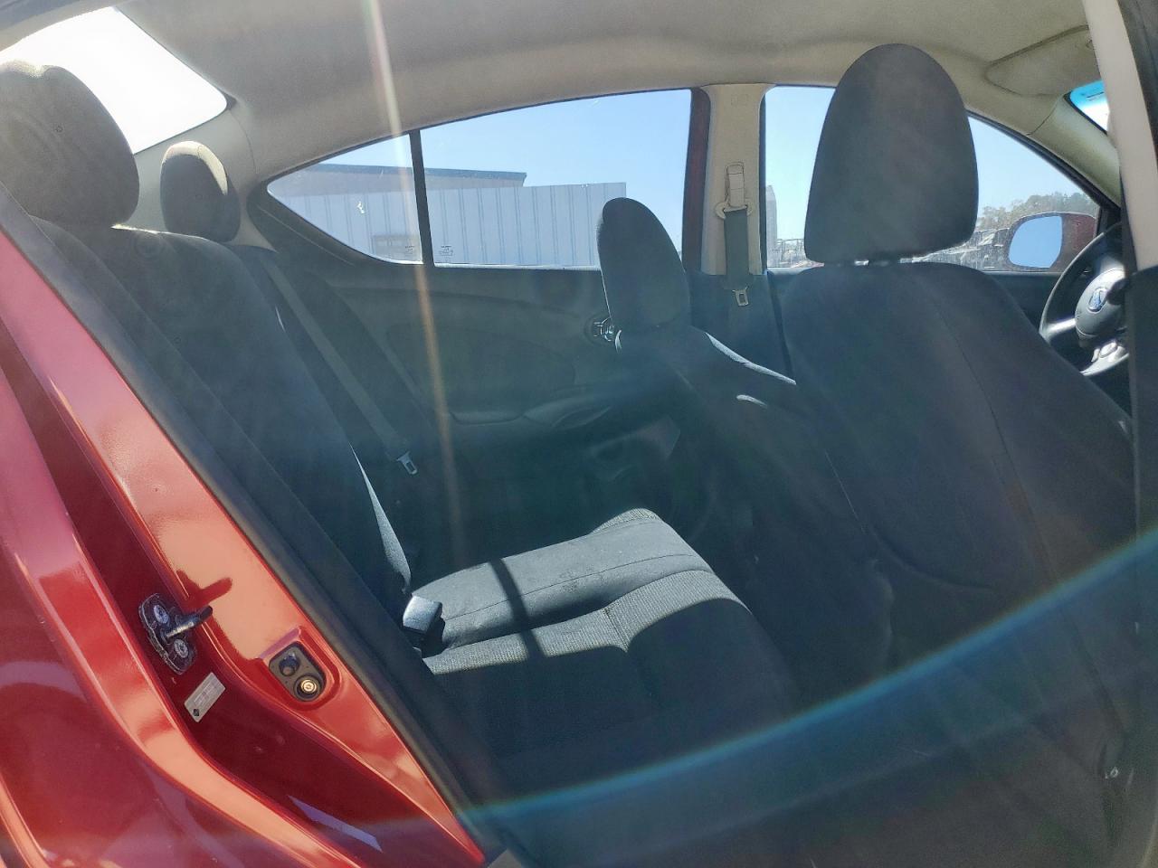 2013 NISSAN VERSA