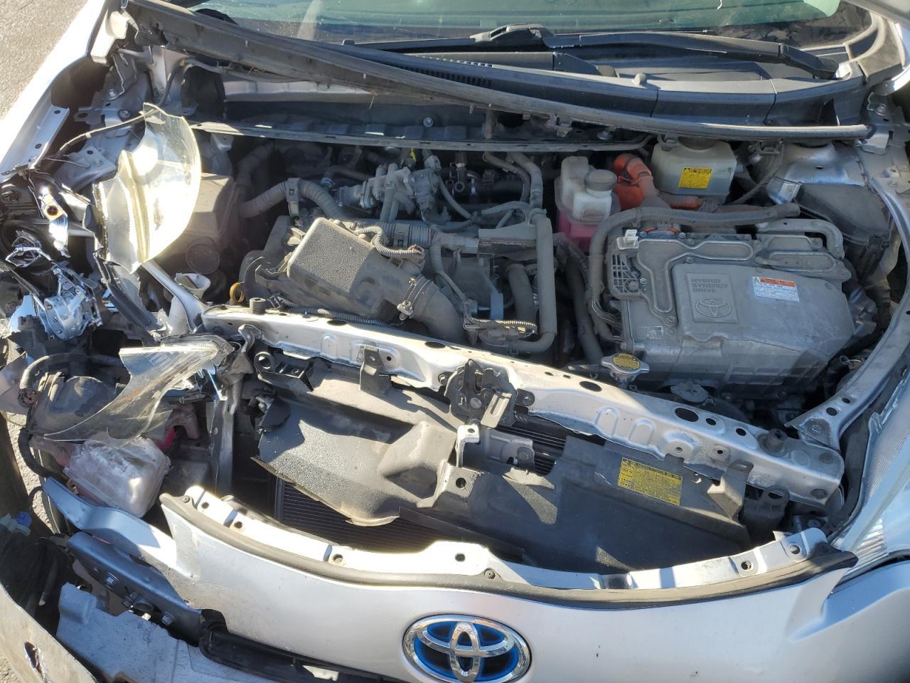 2013 TOYOTA Prius c